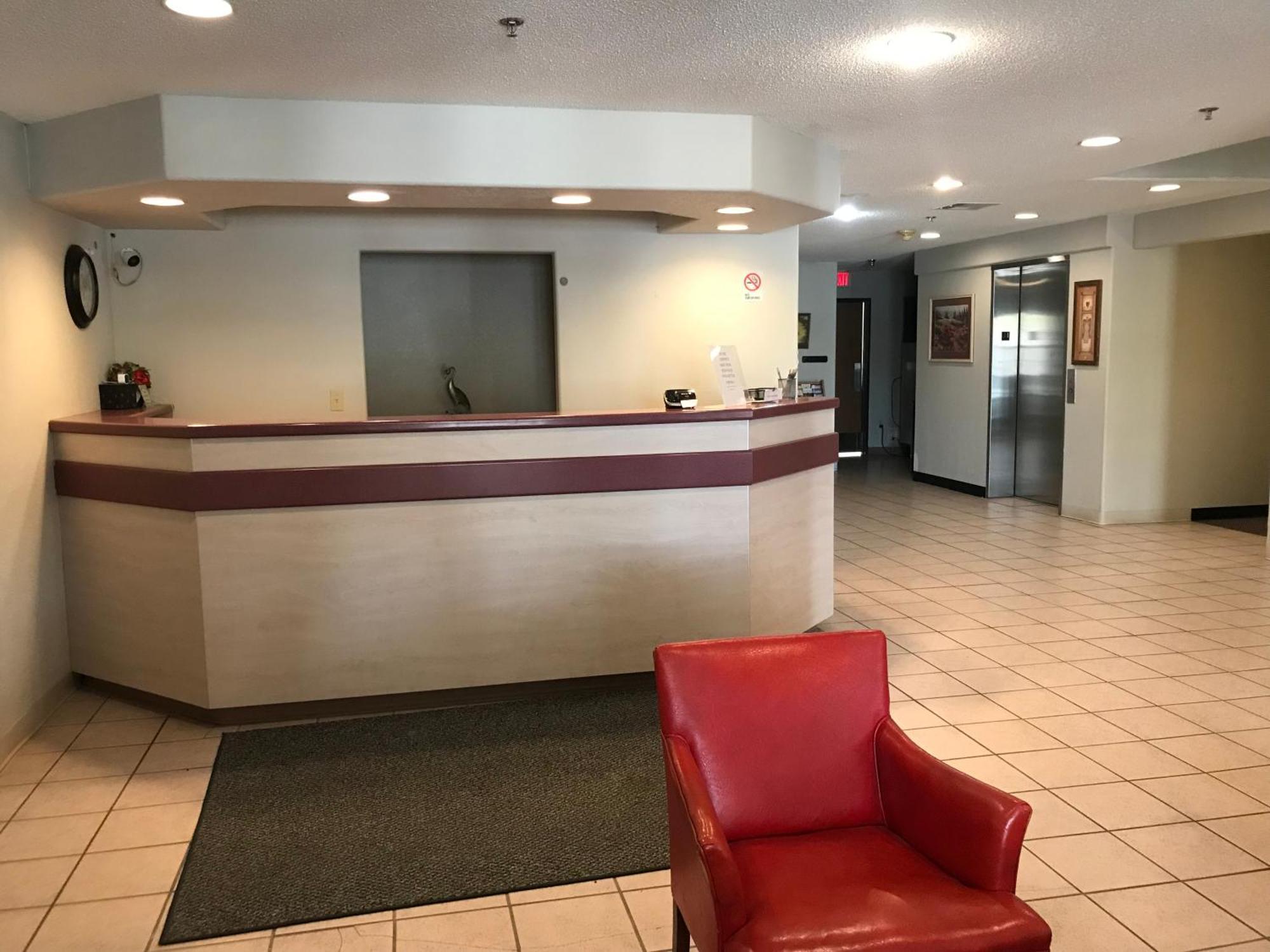 Chadron Inn & Suites מראה חיצוני תמונה