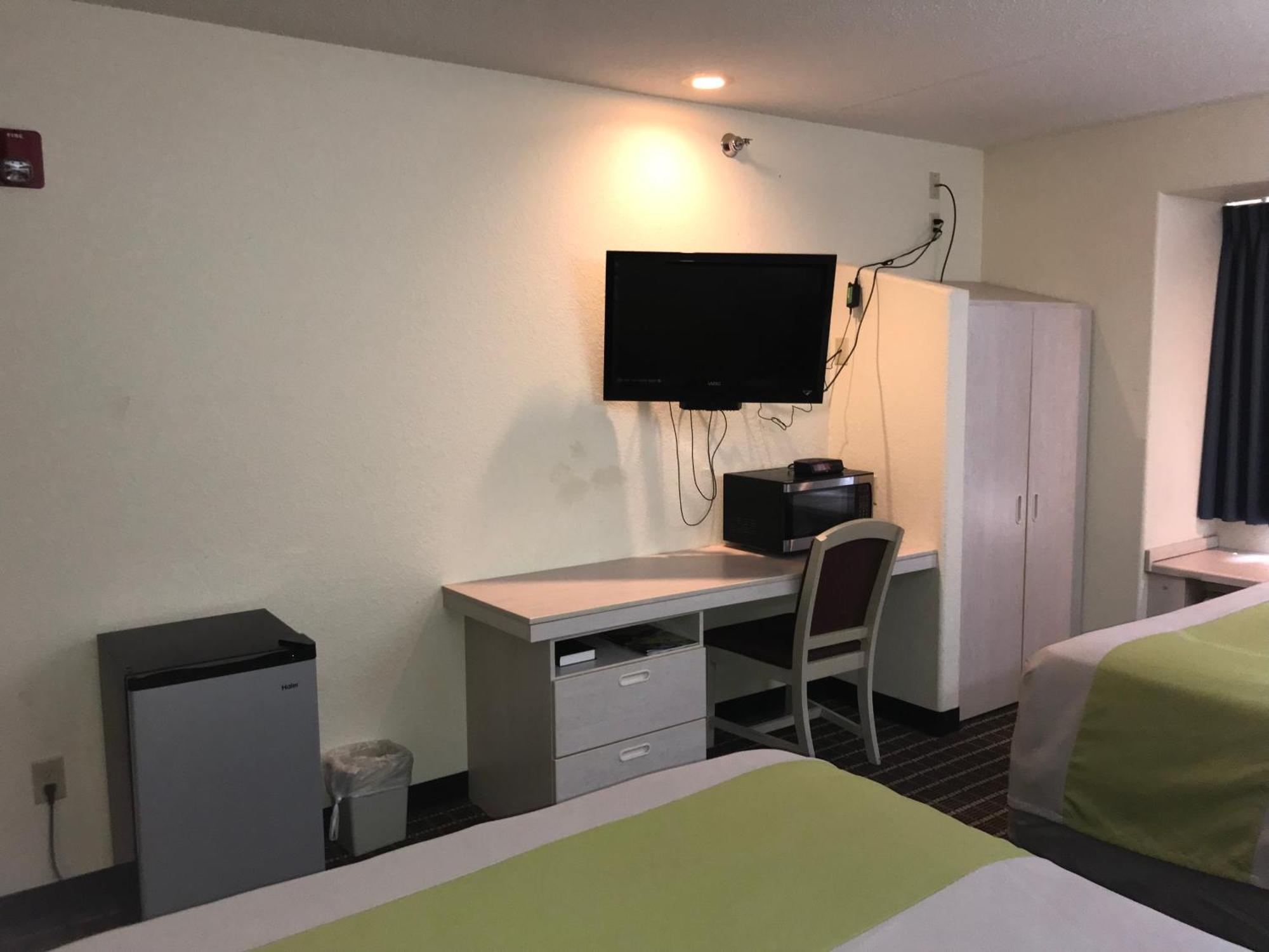 Chadron Inn & Suites מראה חיצוני תמונה